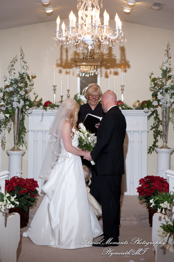 Tricia & JR at Little Wedding Chapel Taylor MI wedding photography
