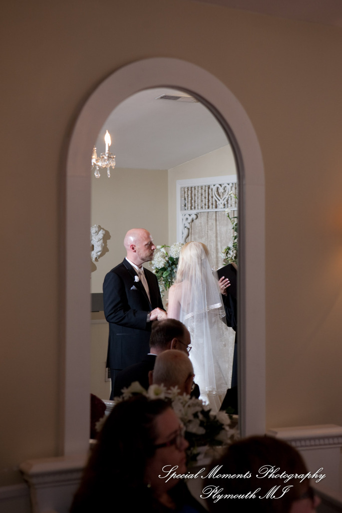 Tricia & JR at Little Wedding Chapel Taylor MI wedding photography