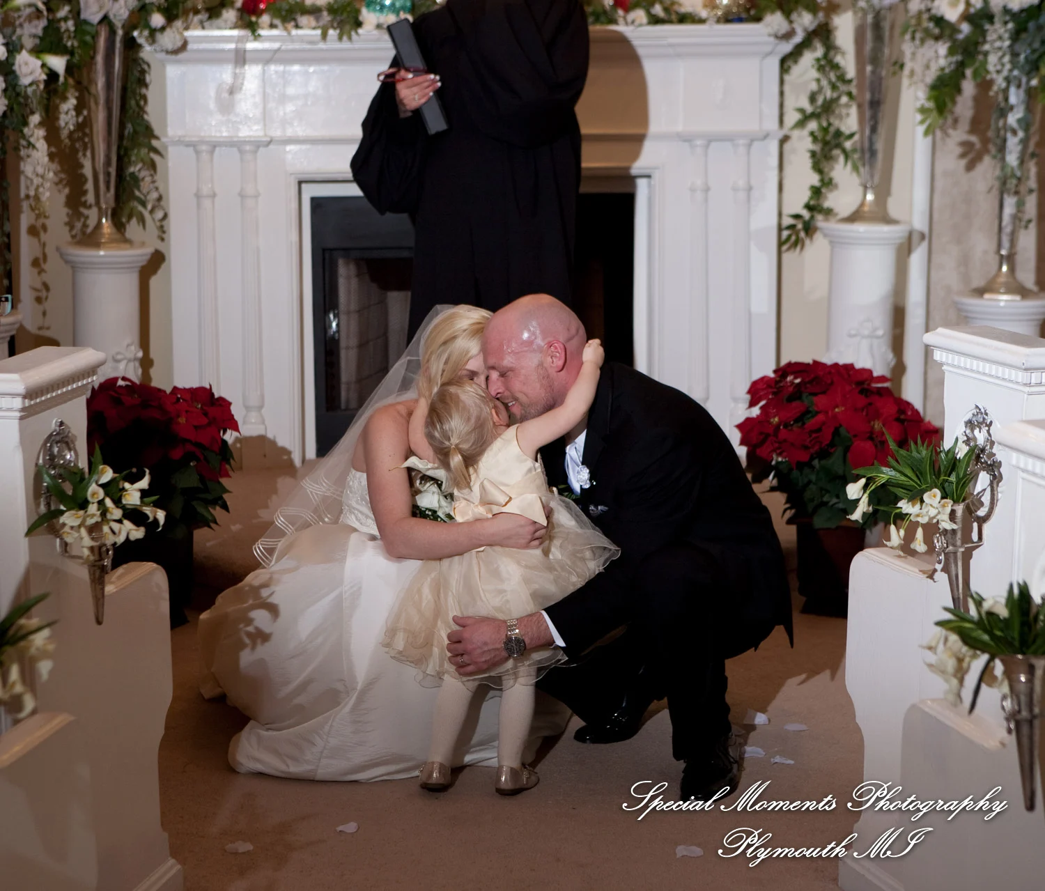 Little Wedding Chapel Taylor MI wedding photograph