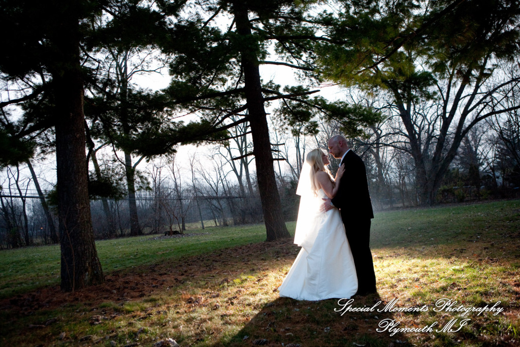 Tricia & JR at Little Wedding Chapel Taylor MI wedding photography