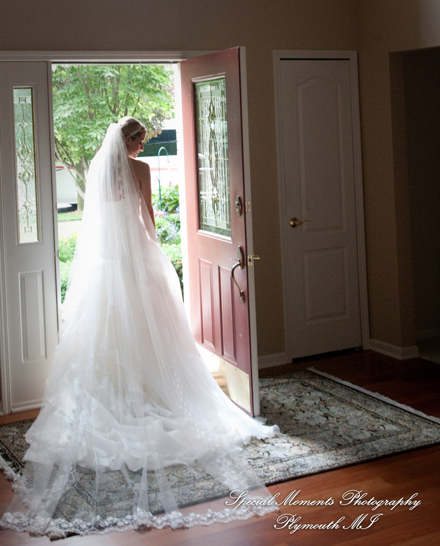 Michael & Genevieve at St. Paul on the lake Grosse Pointe Farms wedding photography
