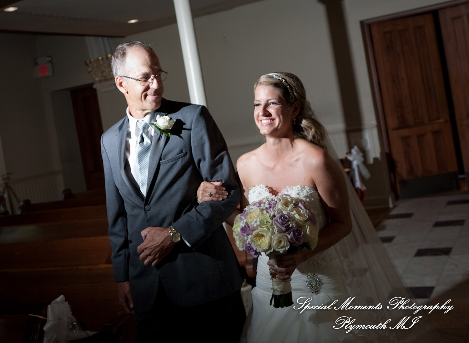 Michael & Genevieve at St. Paul on the lake Grosse Pointe Farms wedding photography