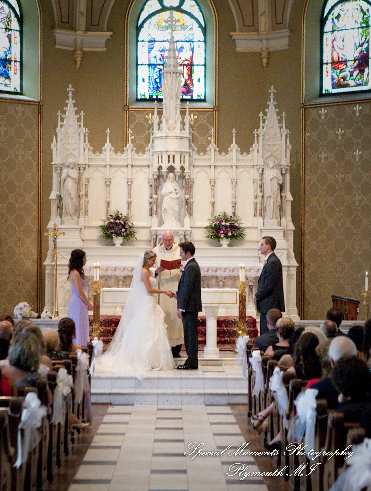 Michael & Genevieve at St. Paul on the lake Grosse Pointe Farms wedding photography