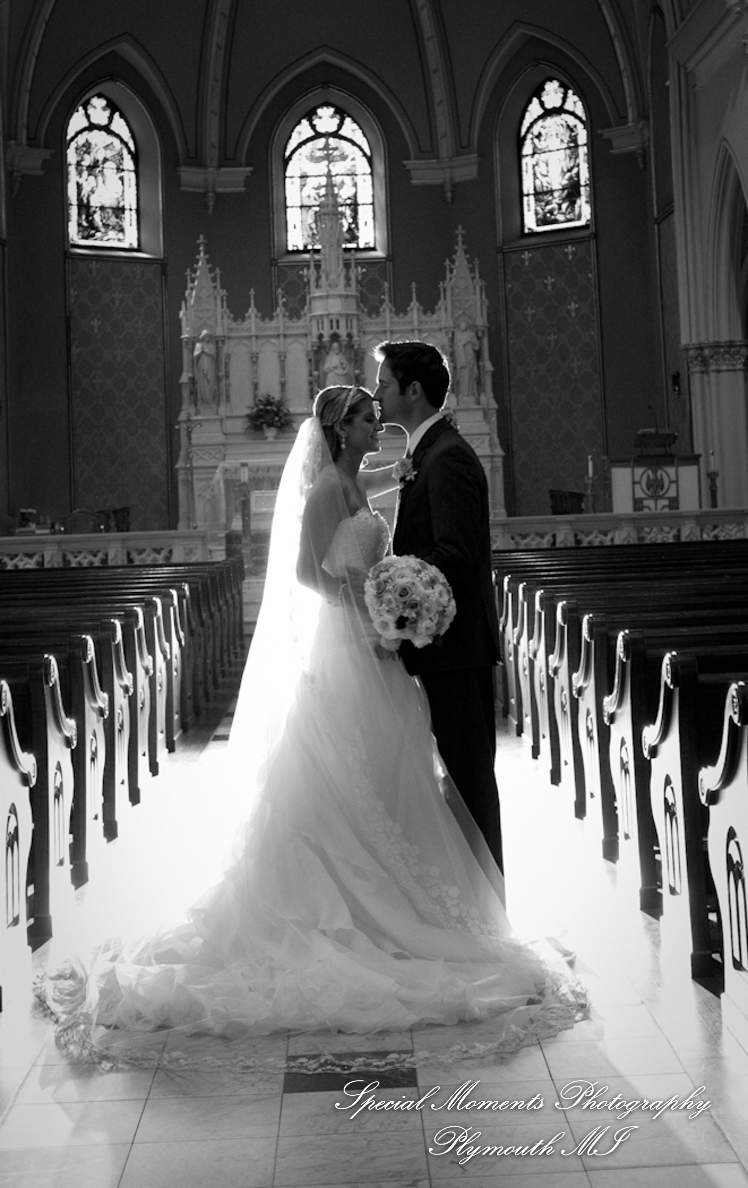Michael & Genevieve at St. Paul on the lake Grosse Pointe Farms wedding photography