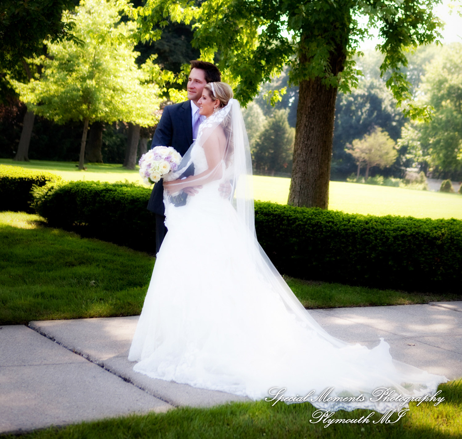 Michael & Genevieve at St. Paul on the lake Grosse Pointe Farms wedding photography