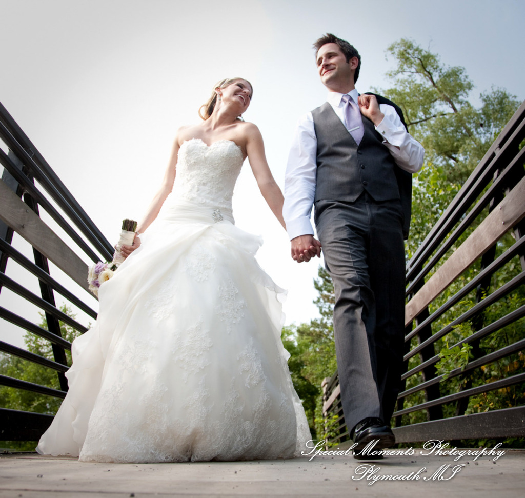 Michael & Genevieve at St. Paul on the lake Grosse Pointe Farms wedding photography
