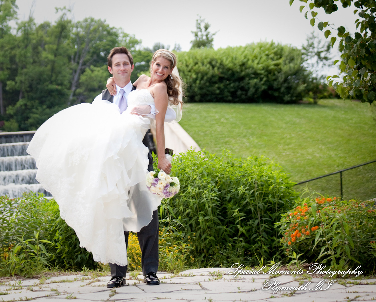 Michael & Genevieve at St. Paul on the lake Grosse Pointe Farms wedding photography