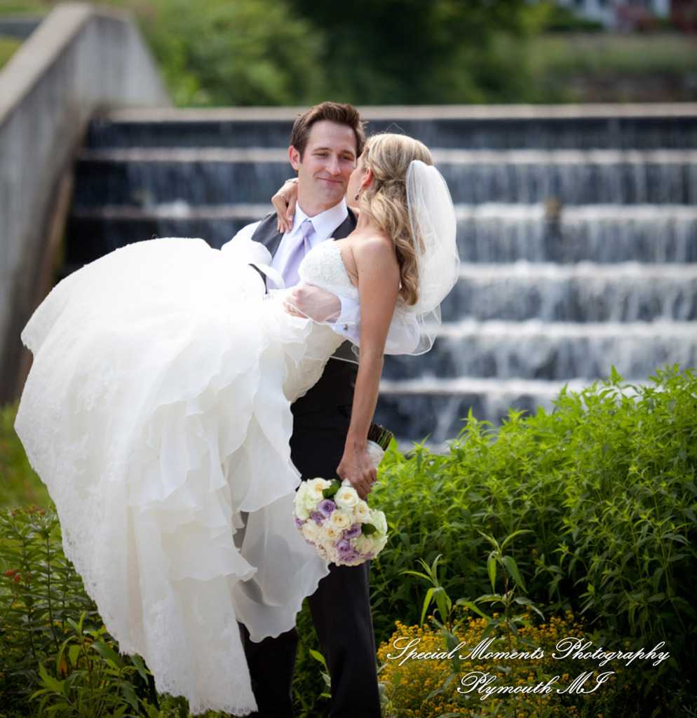 Michael & Genevieve at St. Paul on the lake Grosse Pointe Farms wedding photography