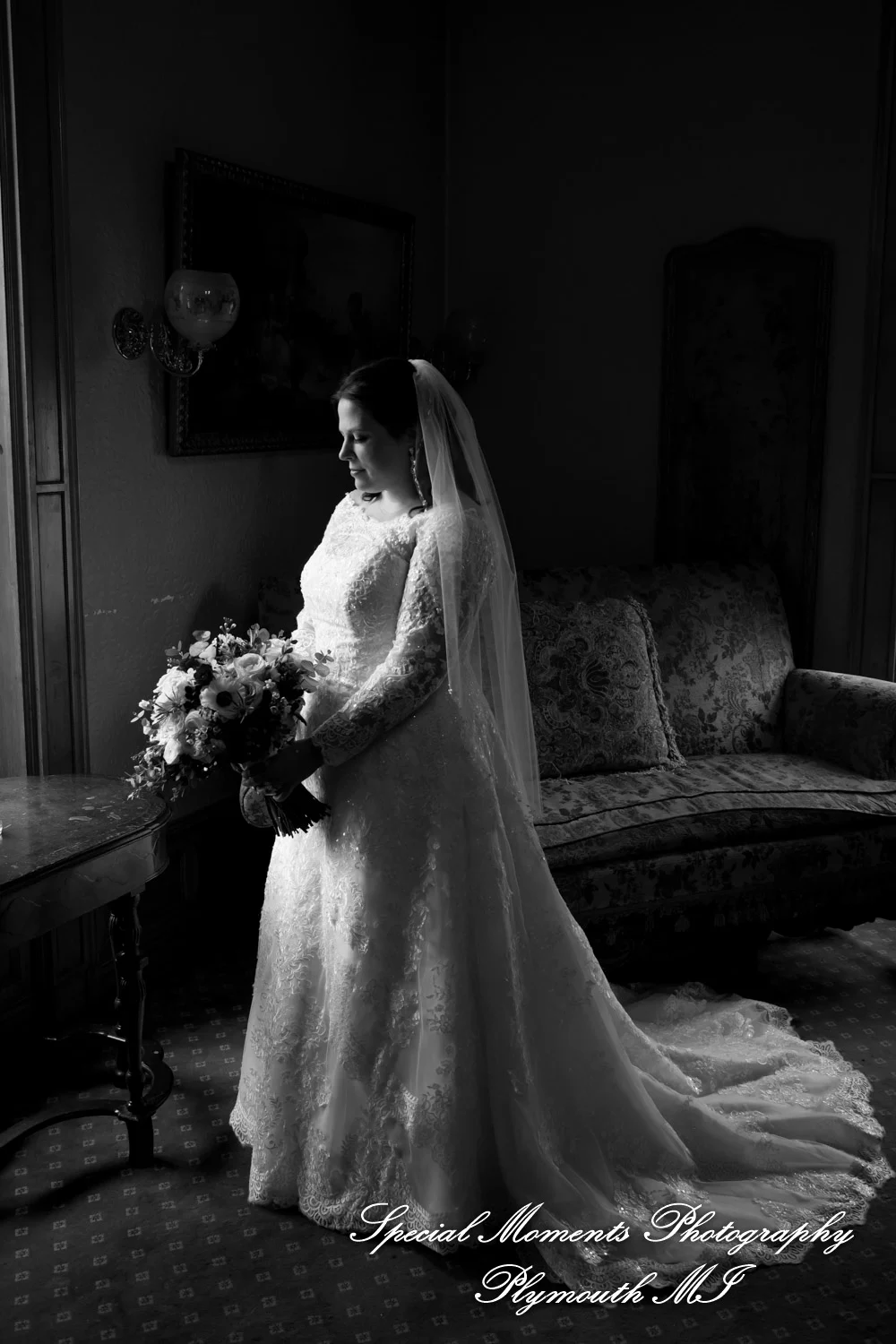 The Whitney Detroit MI wedding photograph