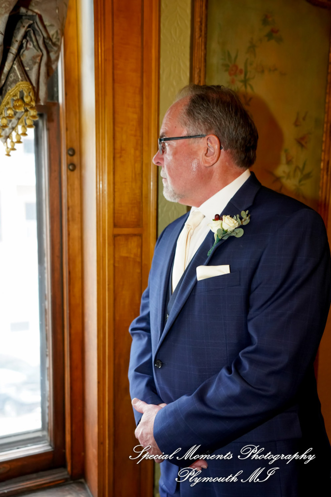 Beverly & Mark at The Whitney Detroit MI wedding photography