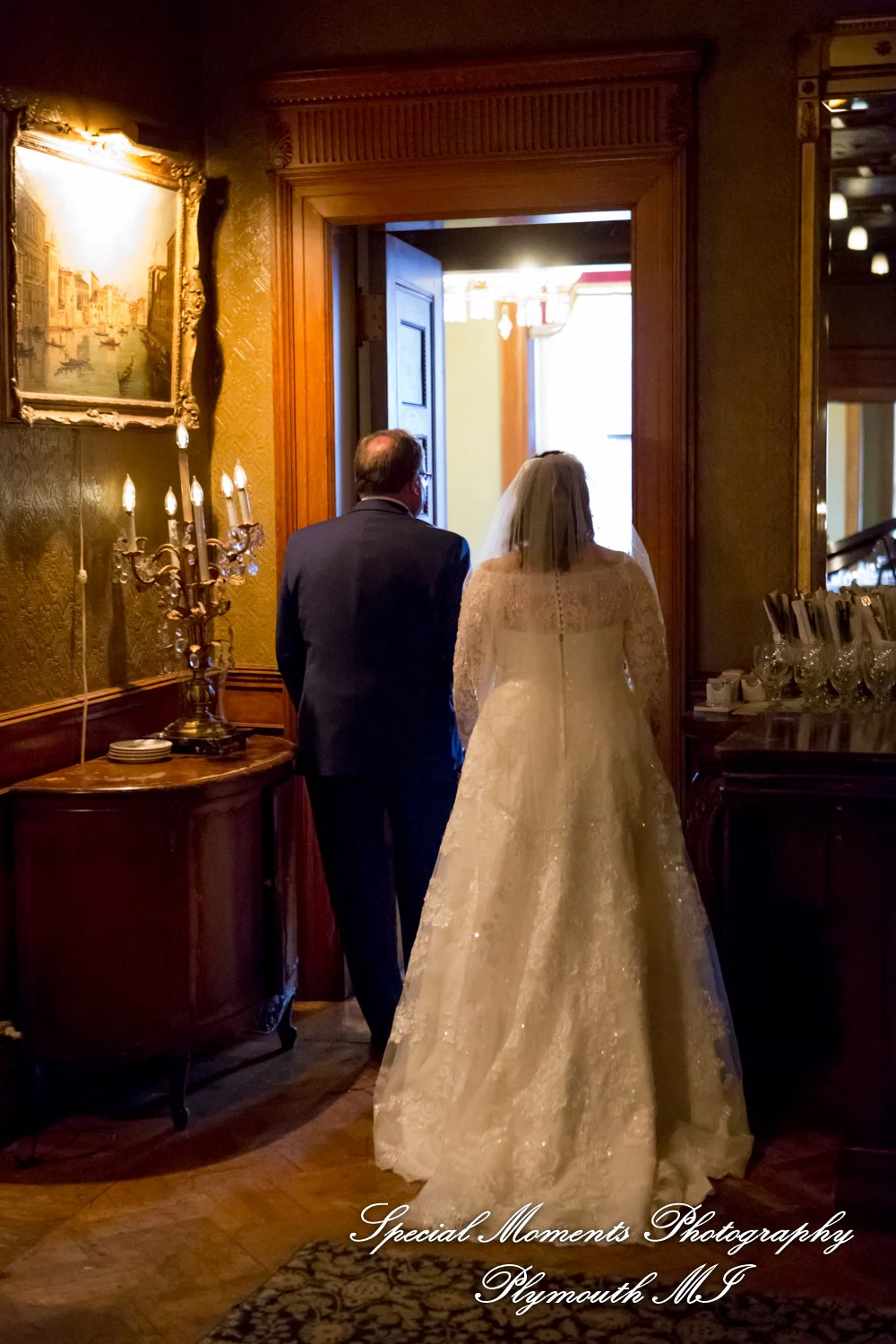 The Whitney Detroit MI wedding photograph