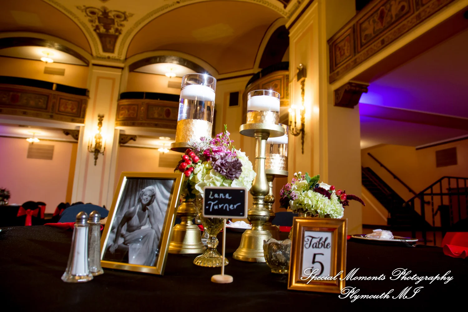Masonic Temple Detroit MI wedding photograph