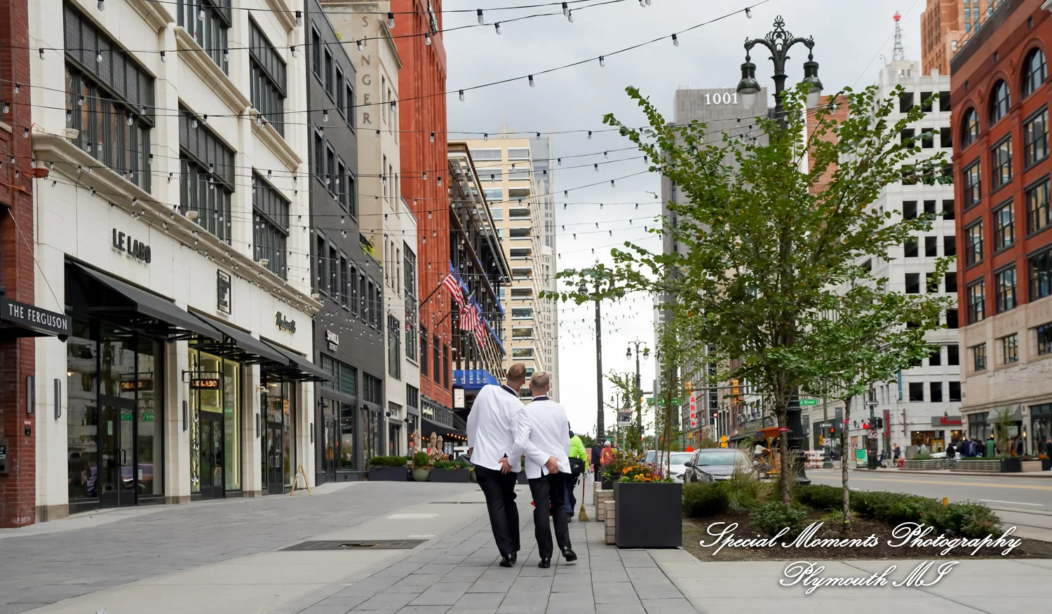 Masonic Temple Detroit MI wedding photograph