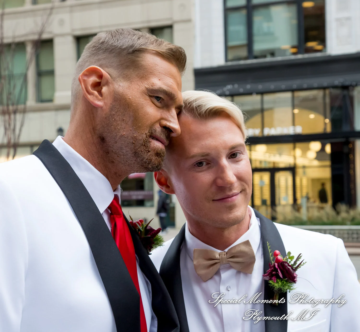 Masonic Temple Detroit MI wedding photograph