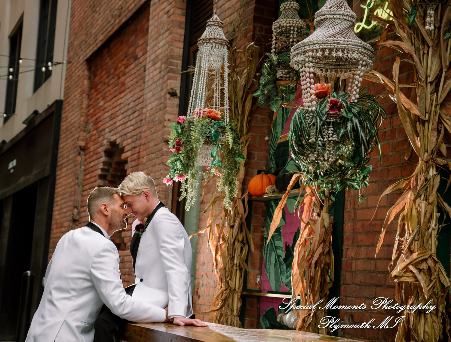 Masonic Temple Detroit MI wedding photograph