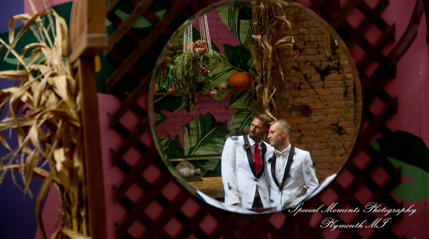 Masonic Temple Detroit MI wedding photograph