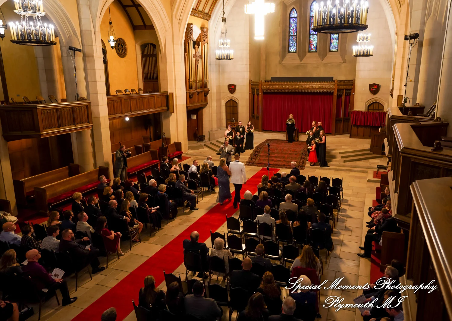 Masonic Temple Detroit MI wedding photograph