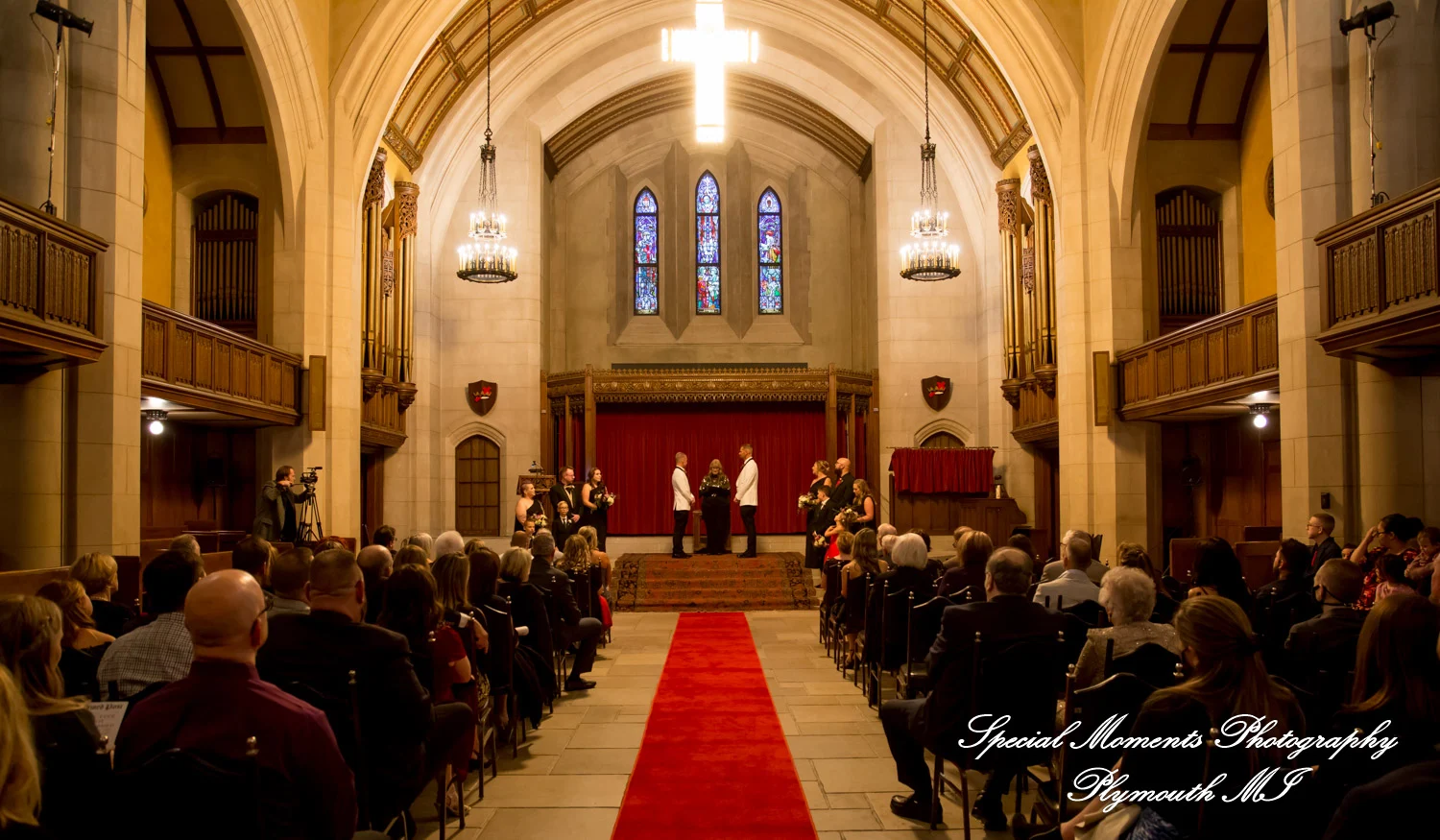 Masonic Temple Detroit MI wedding photograph