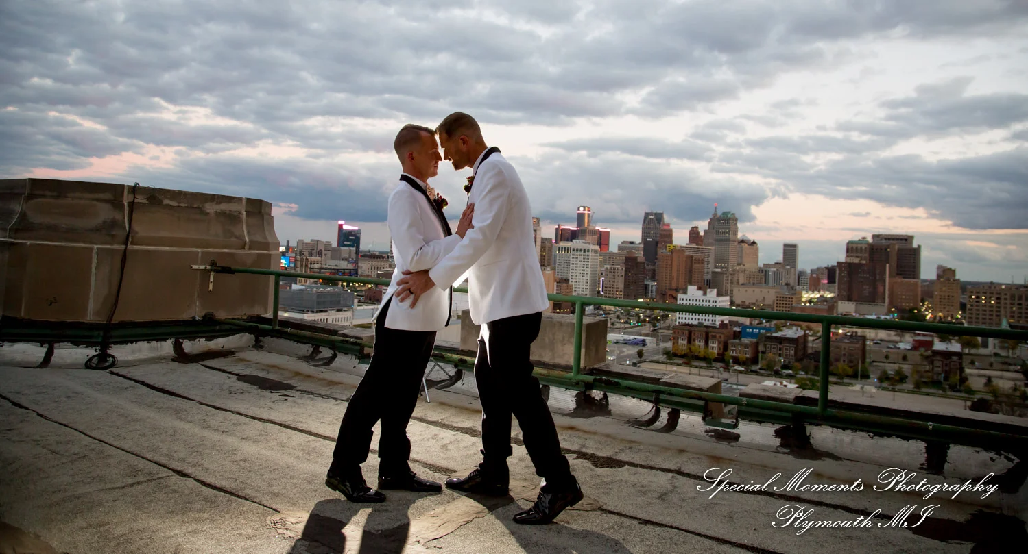 Masonic Temple Detroit MI wedding photograph