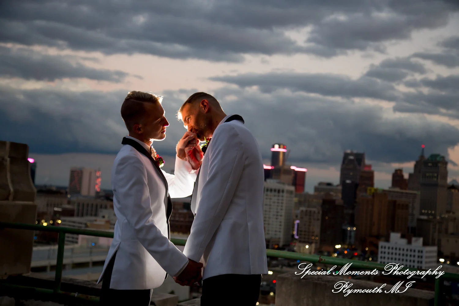 Masonic Temple Detroit MI wedding photograph