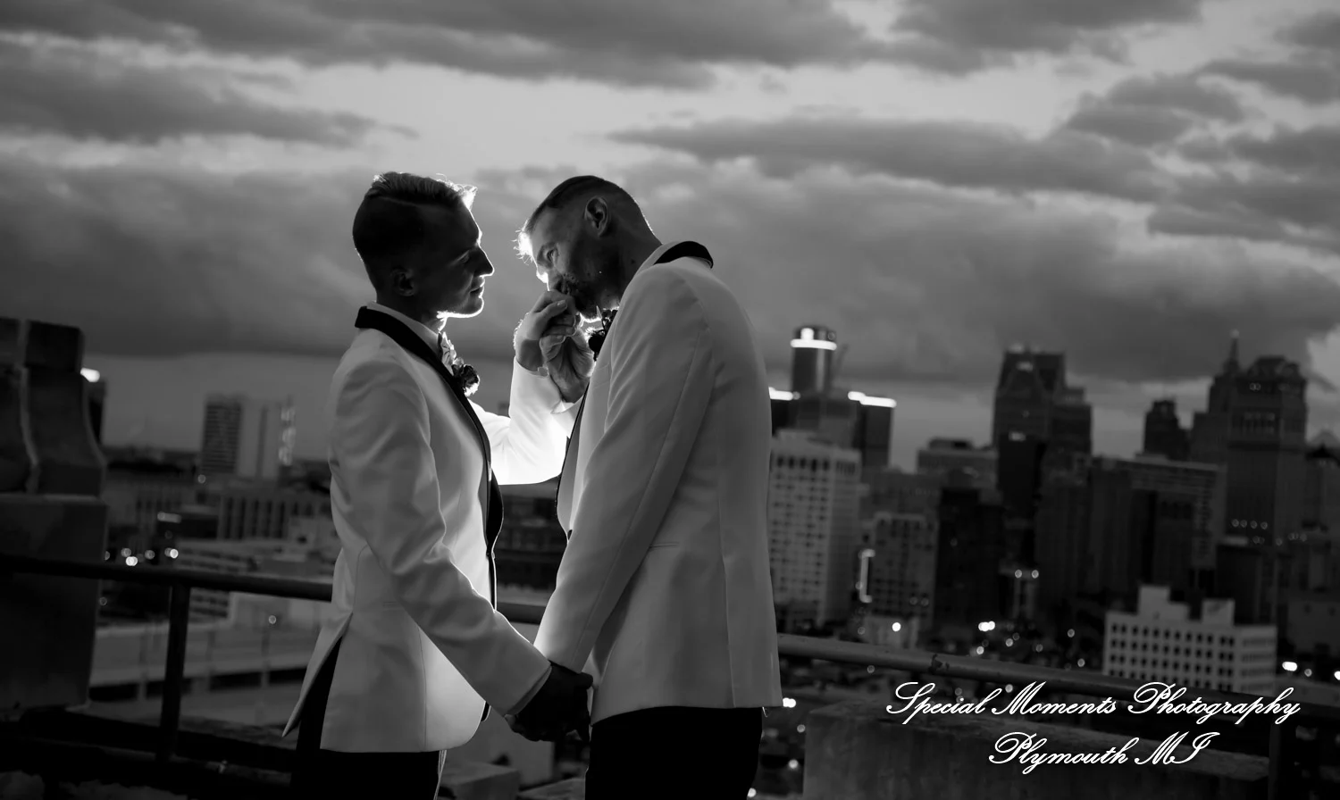 Masonic Temple Detroit MI wedding photograph