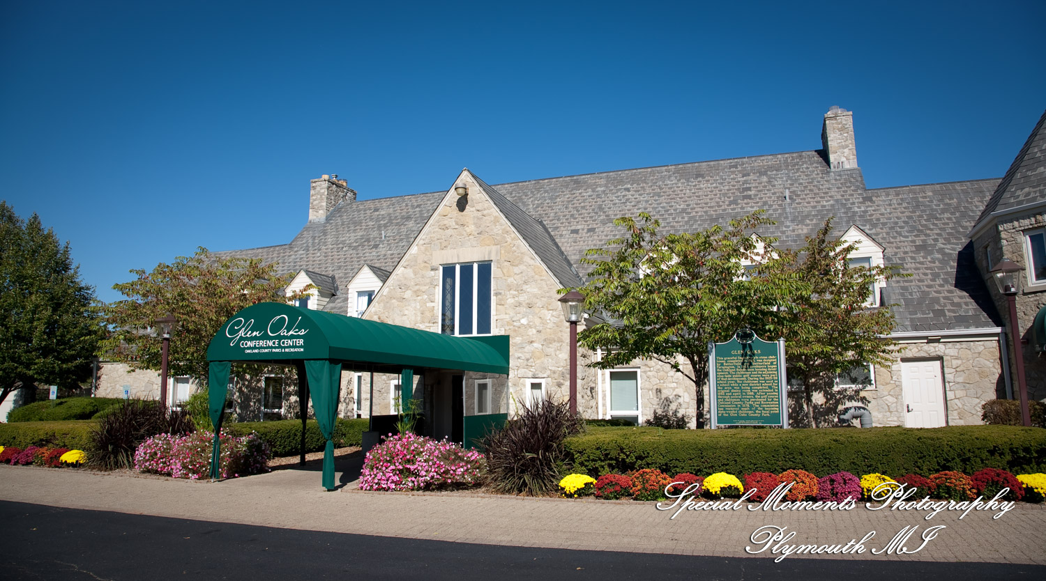 Rachel & Jacob at Glen Oaks Event Center Farmington Hills MI wedding photography