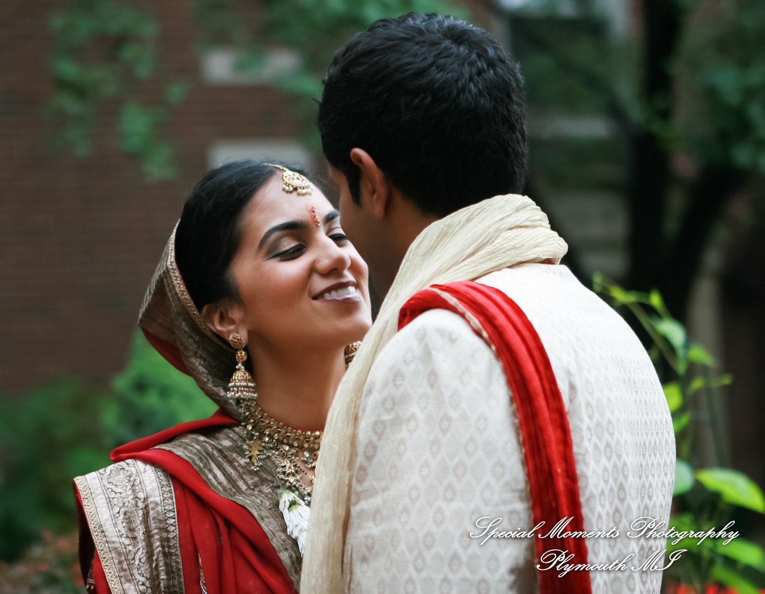 Manali & Chetan at The Dearborn Inn Hindu wedding photography SECOND Half of the day