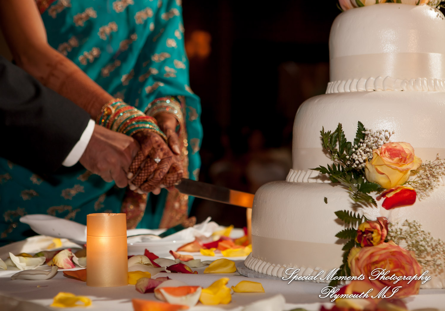Manali & Chetan at The Dearborn Inn Hindu wedding photography SECOND Half of the day