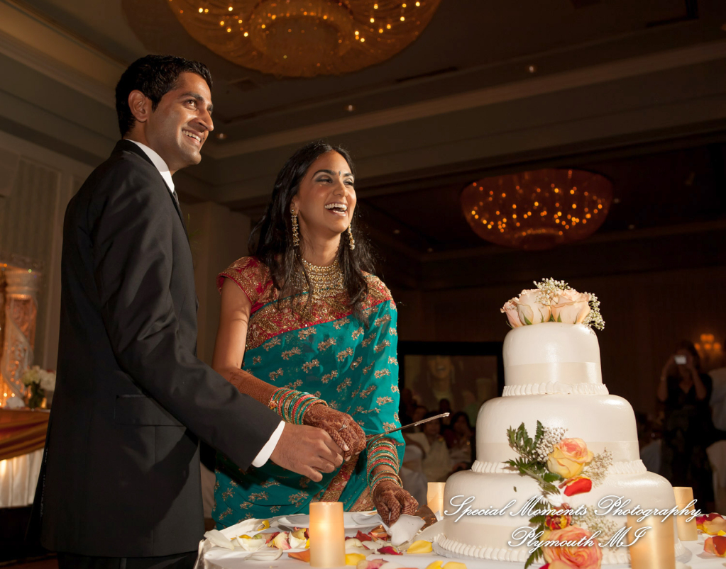 Manali & Chetan at The Dearborn Inn Hindu wedding photography SECOND Half of the day