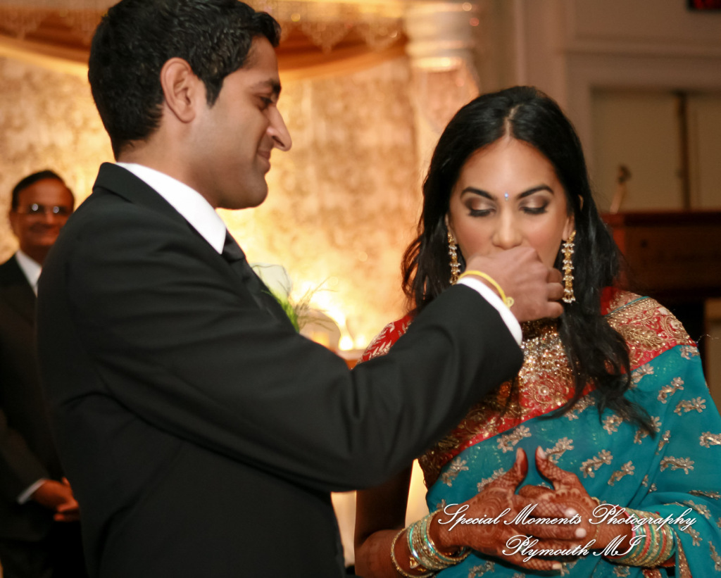 Manali & Chetan at The Dearborn Inn Hindu wedding photography SECOND Half of the day