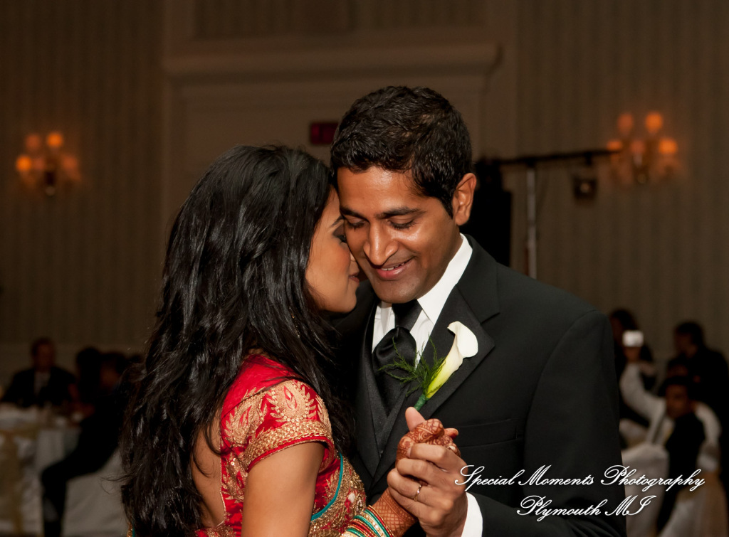 Manali & Chetan at The Dearborn Inn Hindu wedding photography SECOND Half of the day