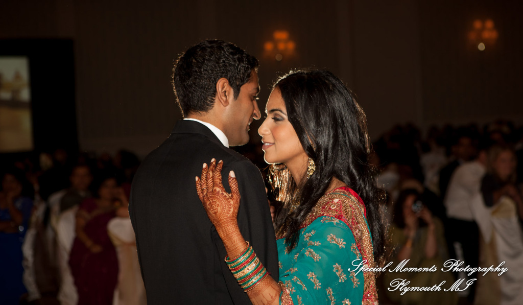 Manali & Chetan at The Dearborn Inn Hindu wedding photography SECOND Half of the day