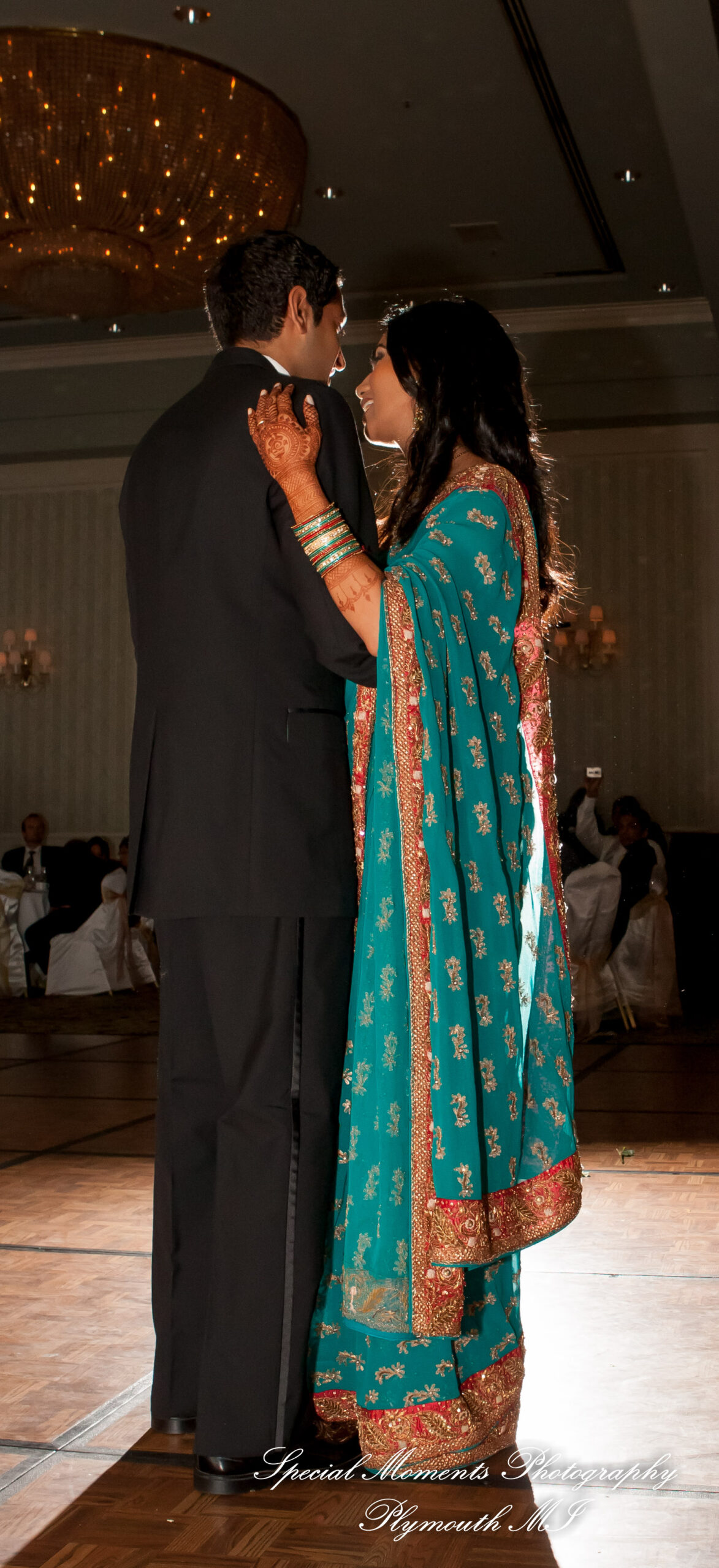 Manali & Chetan at The Dearborn Inn Hindu wedding photography SECOND Half of the day