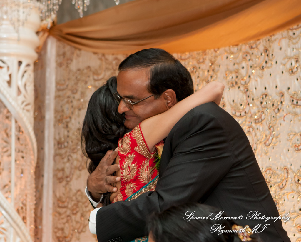 Manali & Chetan at The Dearborn Inn Hindu wedding photography SECOND Half of the day
