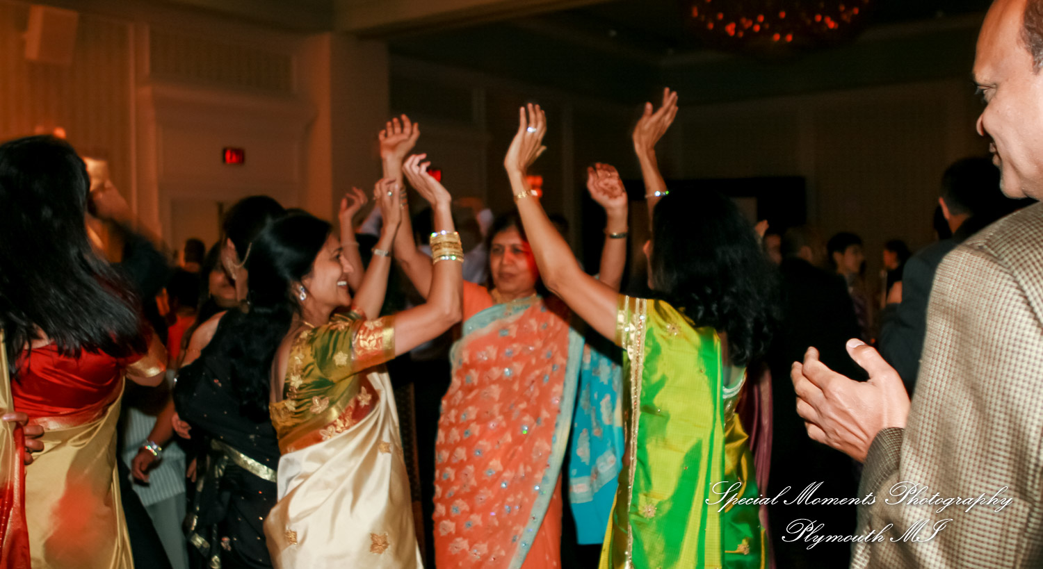Manali & Chetan at The Dearborn Inn Hindu wedding photography SECOND Half of the day