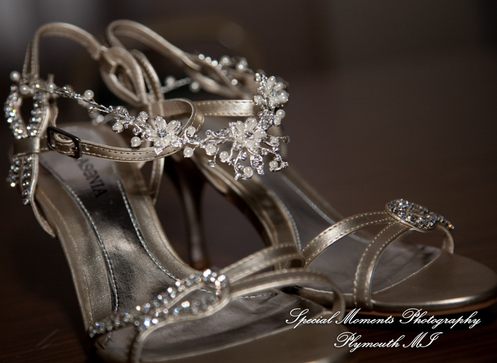 Katherine & Dave at St. Clare of Montefalco Grosse Pointe Park MI wedding photography