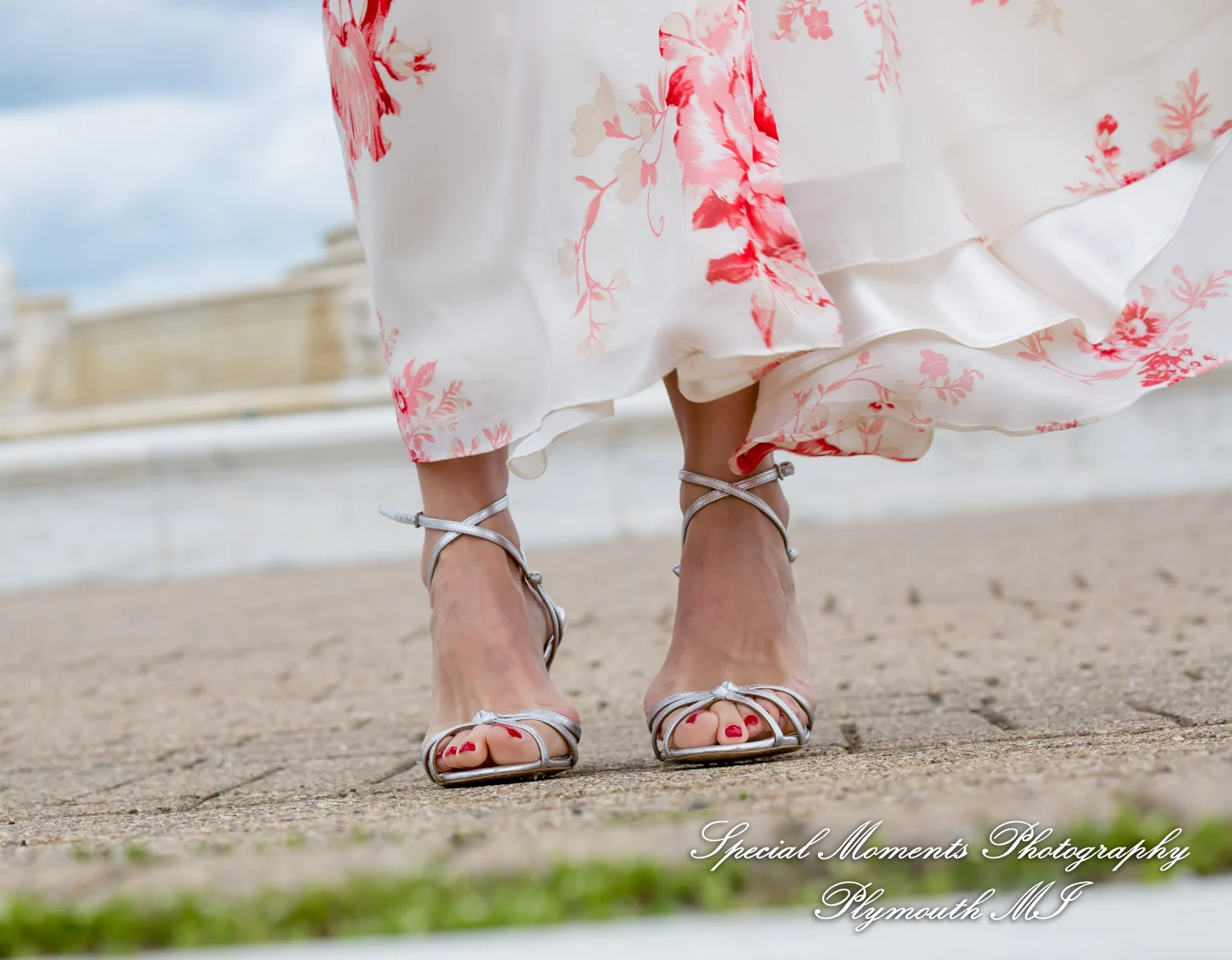 Belle Isle Detroit MI engagement photograph