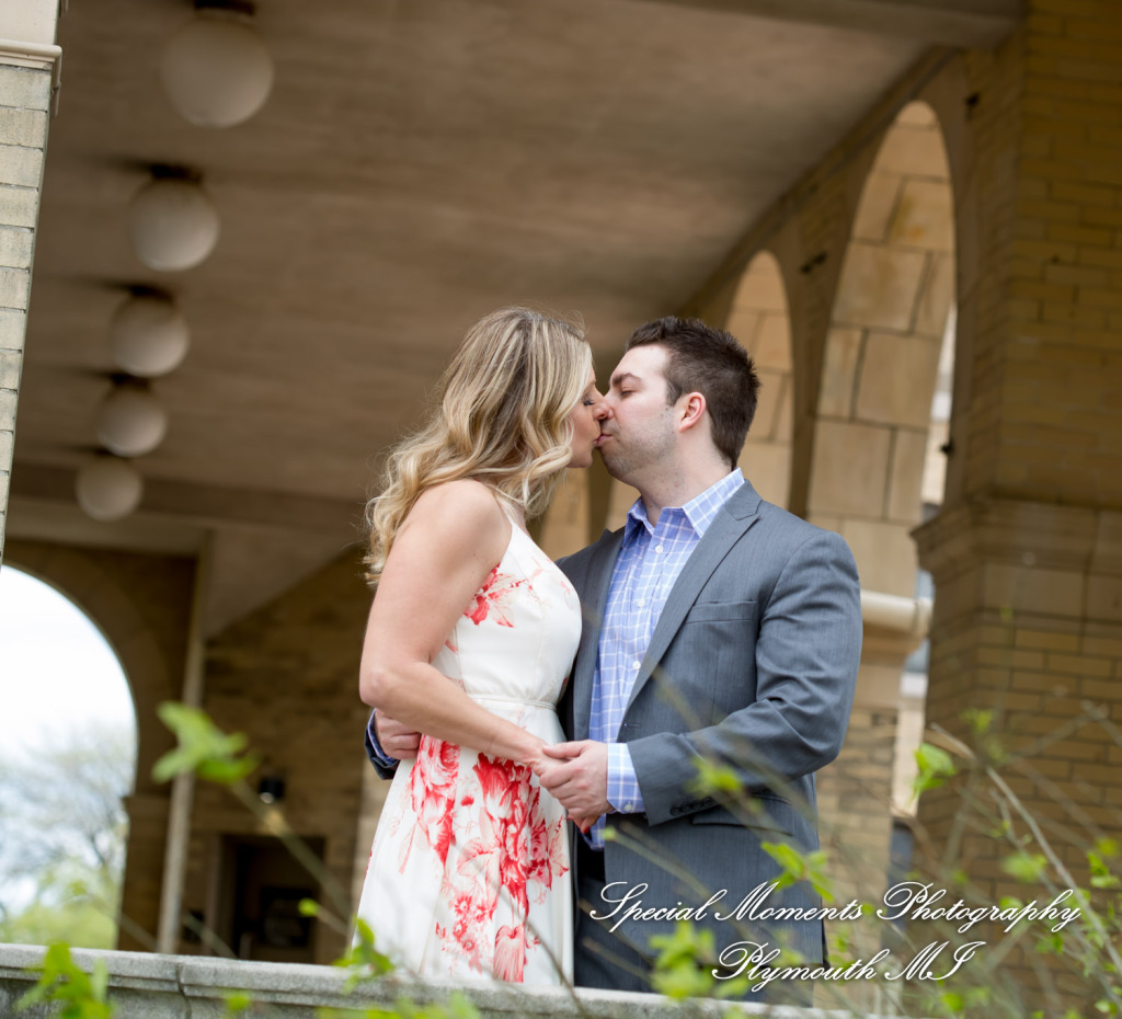 Melissa & Philip at Belle Isle Fountain Detroit MI engagement photography