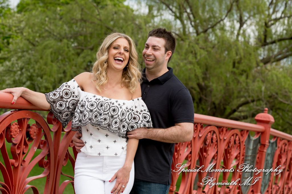 Melissa & Philip at Belle Isle Fountain Detroit MI engagement photography
