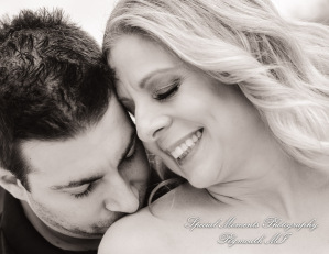 Melissa & Philip at Belle Isle Fountain Detroit MI engagement photography