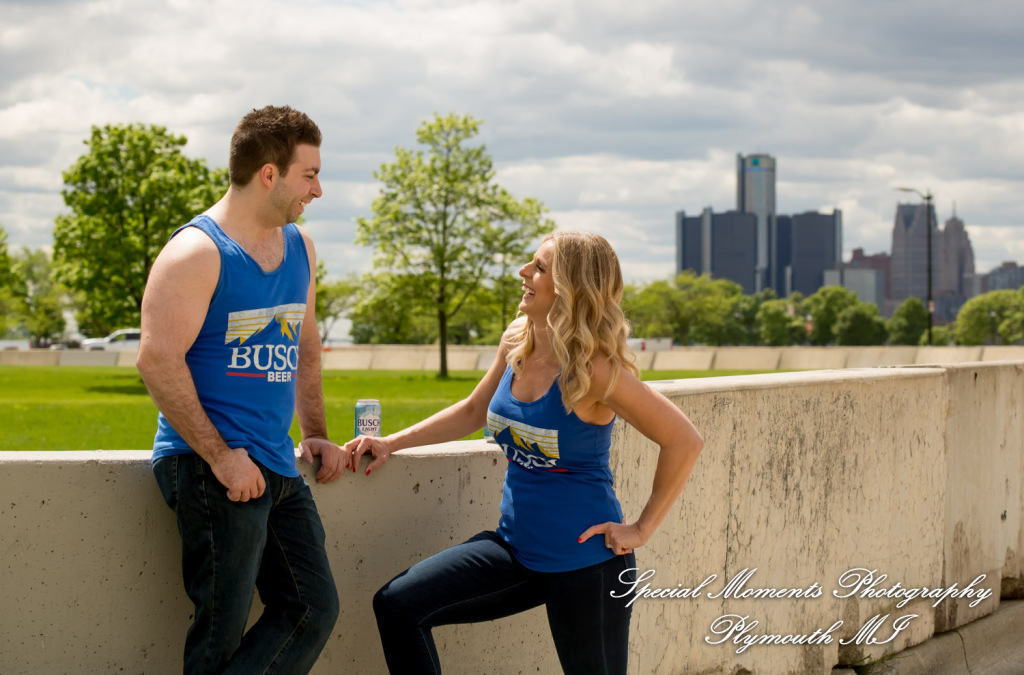 Melissa & Philip at Belle Isle Fountain Detroit MI engagement photography