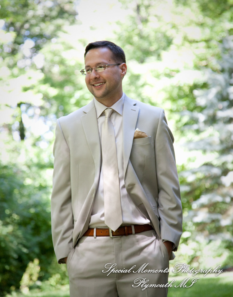 Josh & Dee at George George Memorial Park Clinton Twp MI wedding photography