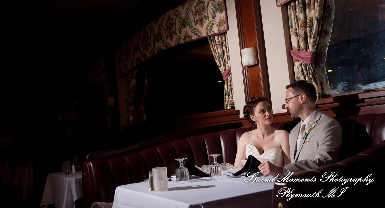 Lelli's Inn Auburn Hills MI wedding photograph