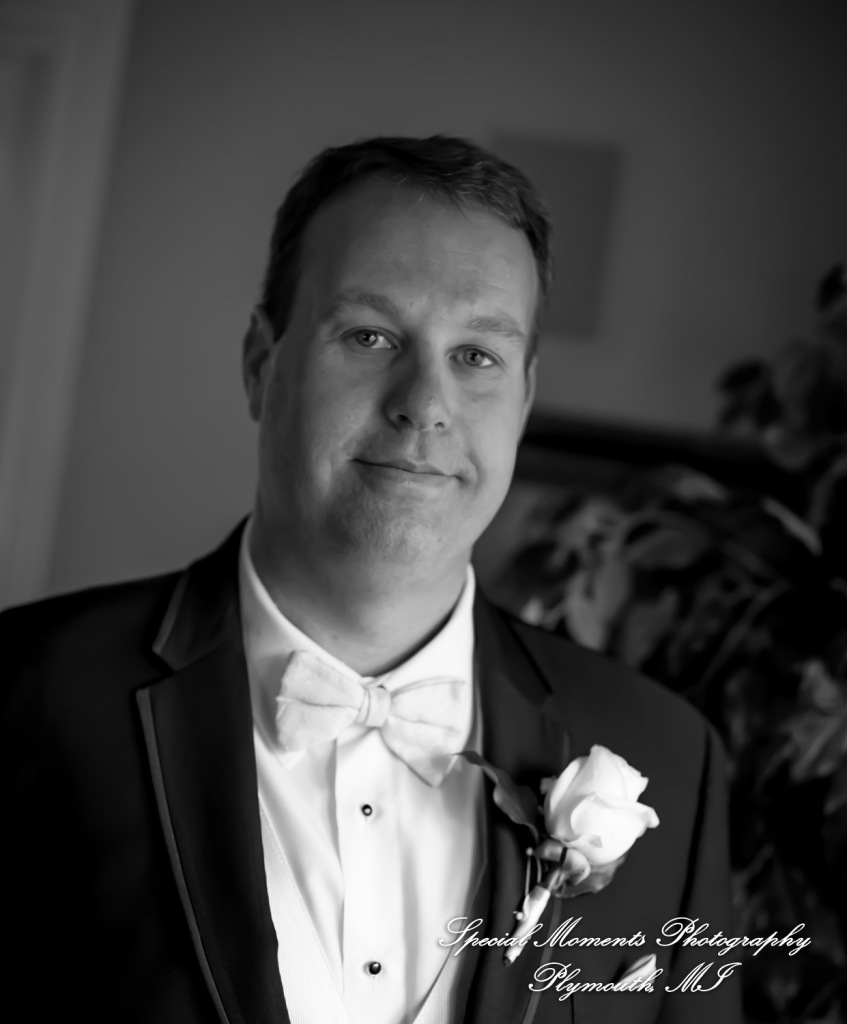 Orawan & Mike at White House Wedding Chapel Warren MI wedding photography