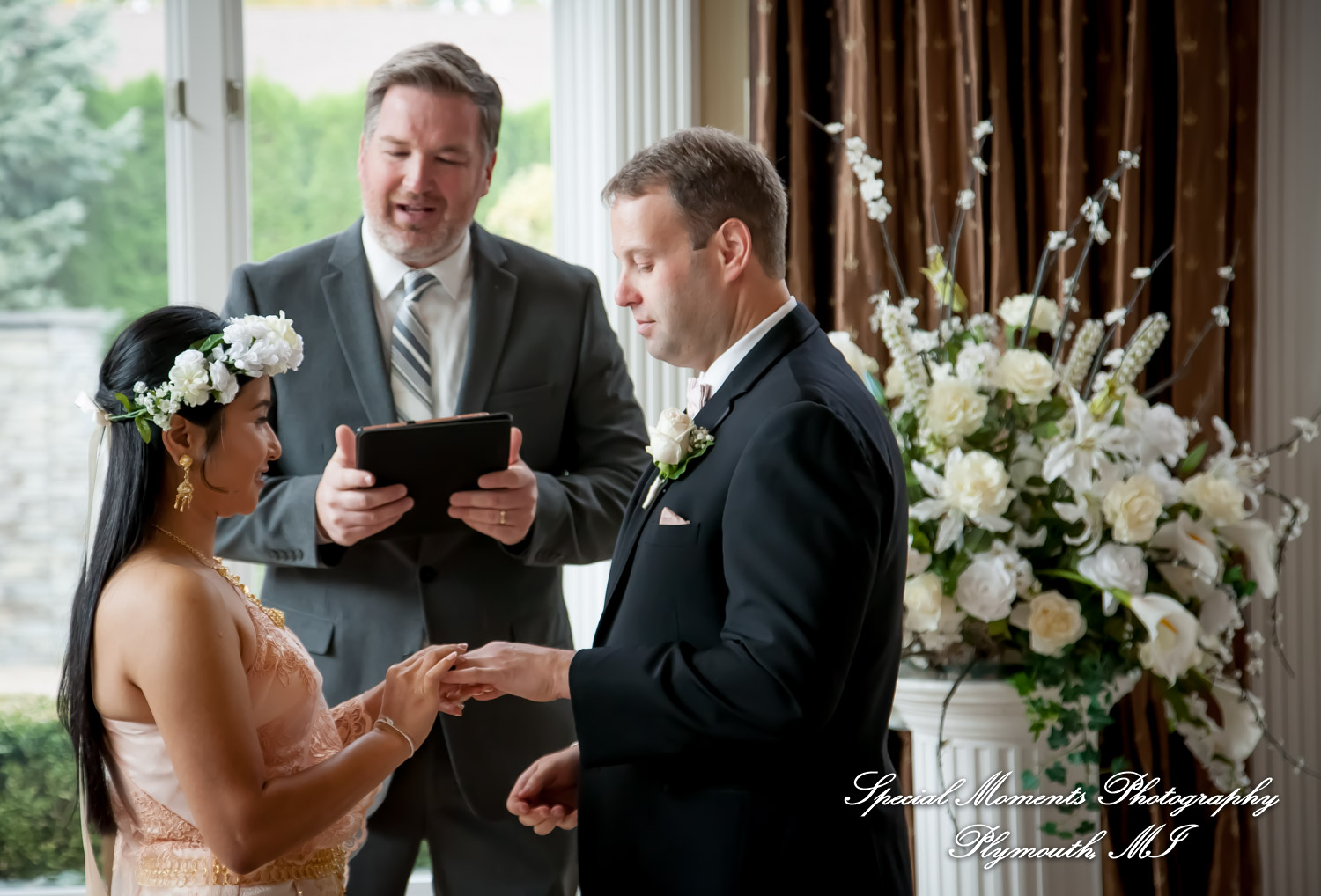 Orawan & Mike at White House Wedding Chapel Warren MI wedding photography