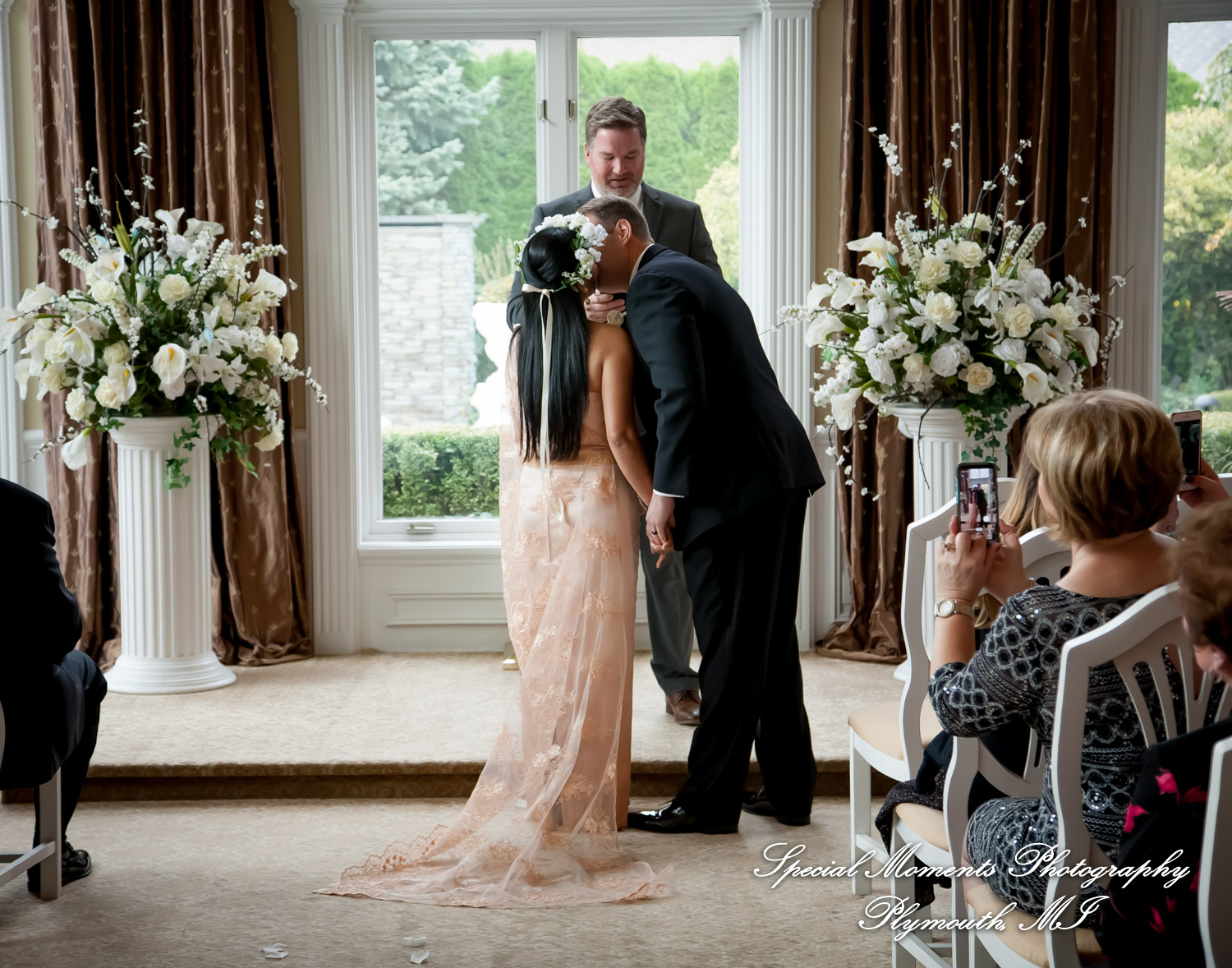 Orawan & Mike at White House Wedding Chapel Warren MI wedding photography