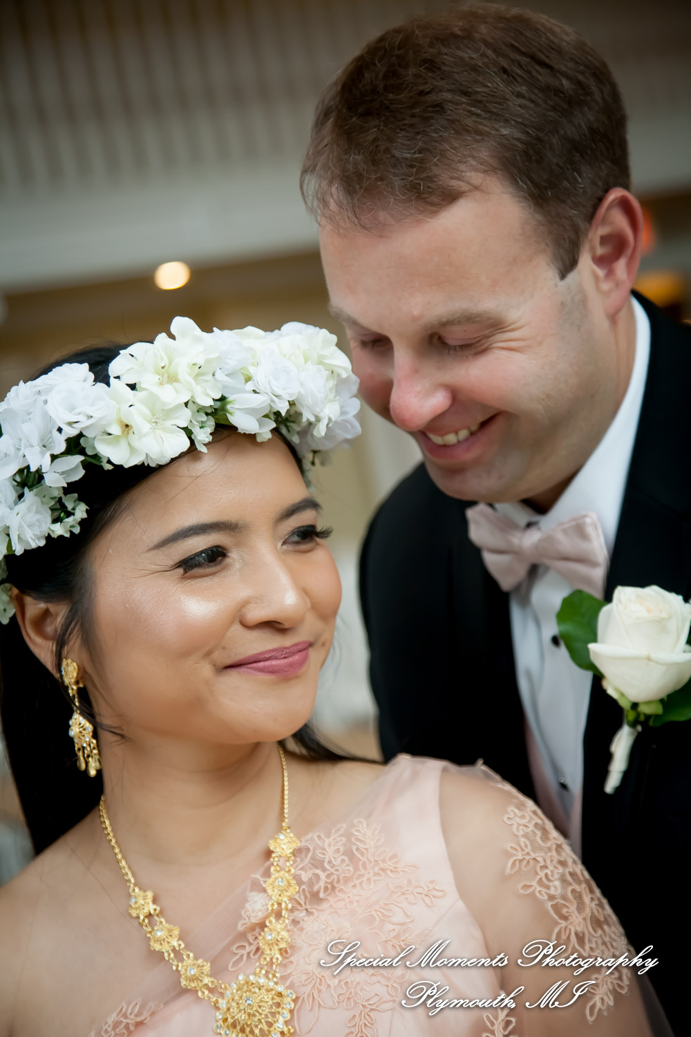 Orawan & Mike at White House Wedding Chapel Warren MI wedding photography