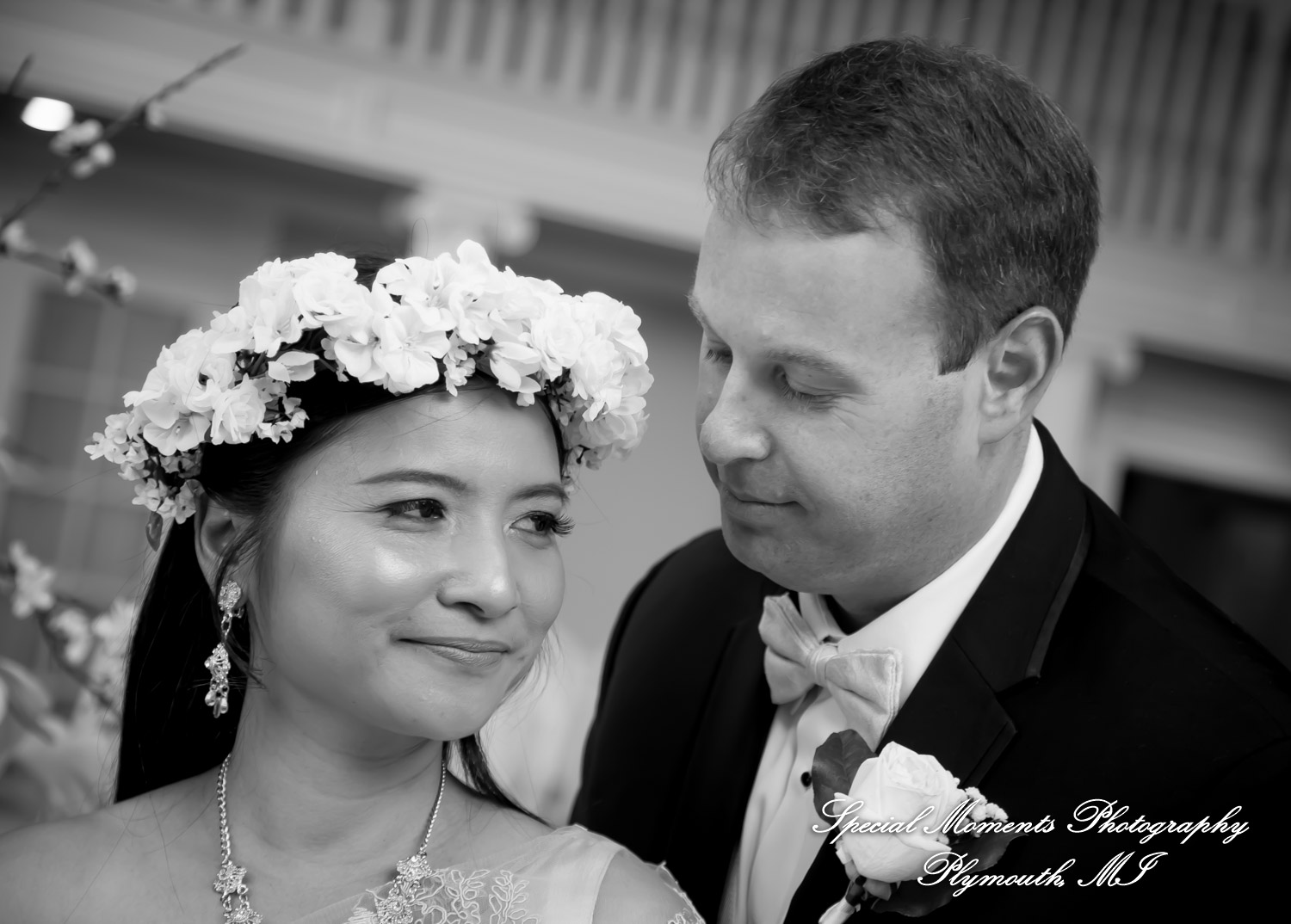 Orawan & Mike at White House Wedding Chapel Warren MI wedding photography