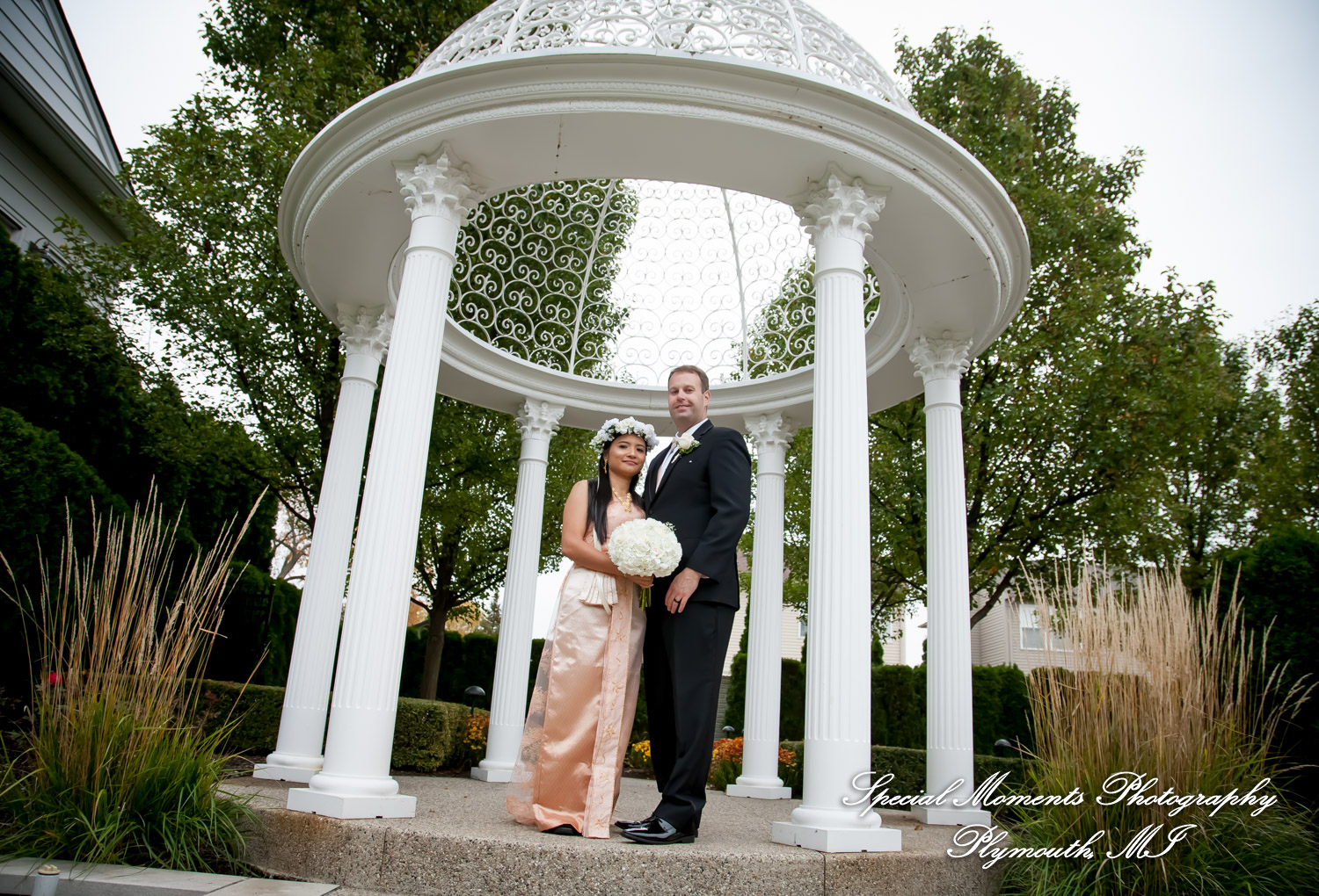 Orawan & Mike at White House Wedding Chapel Warren MI wedding photography