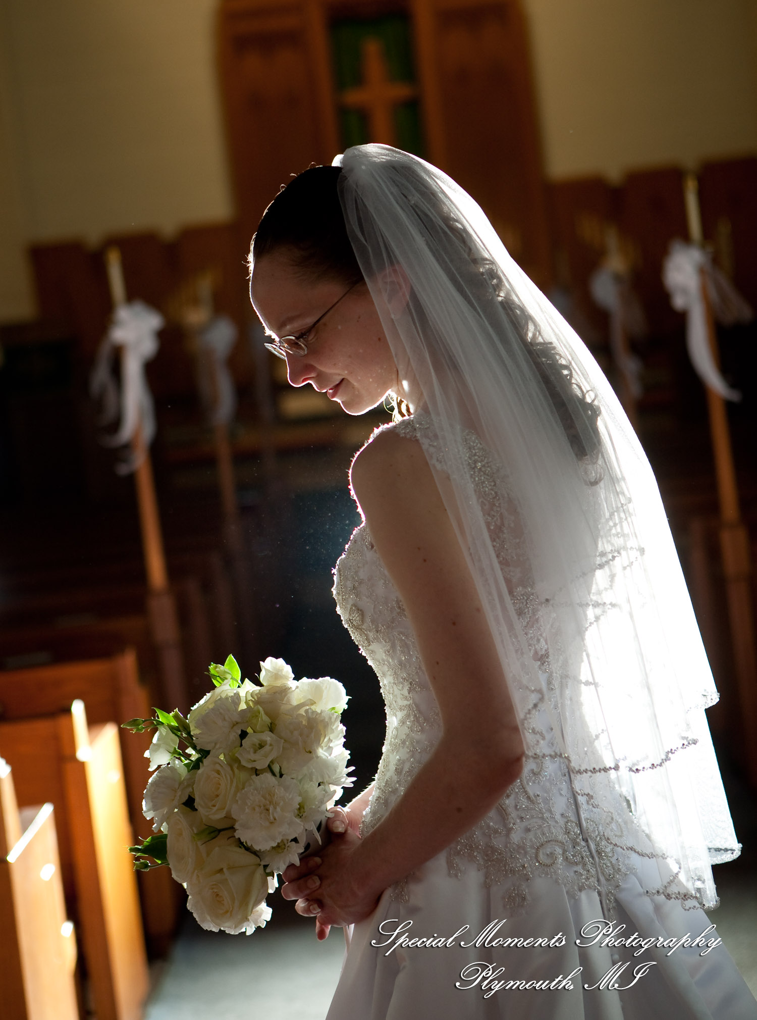 Mary Ann & Kevin at Emmanuel Lutheran Dearborn MI wedding photograph